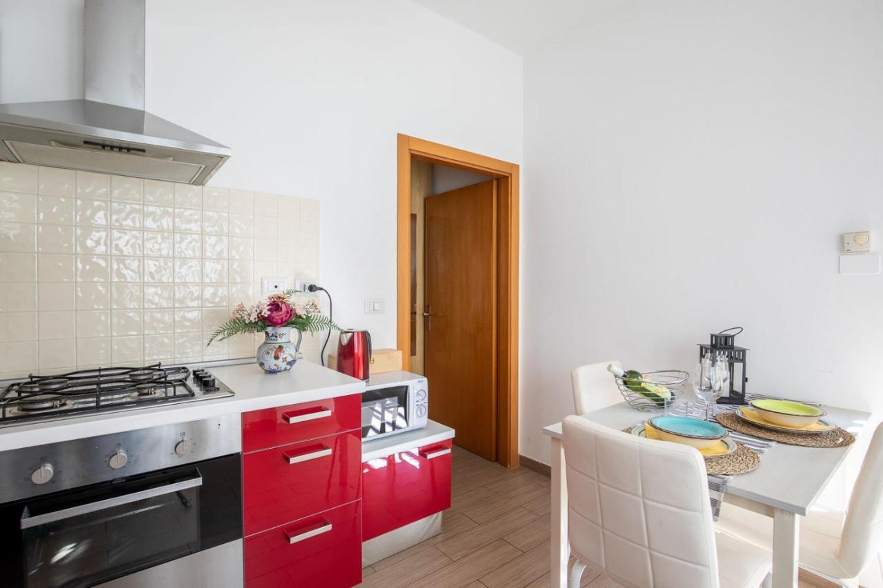 Bilocale Con Giardino A 200Mt Dal Mare - Homeunity 리미니 외부 사진