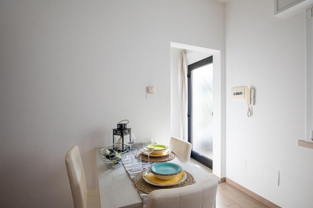 Bilocale Con Giardino A 200Mt Dal Mare - Homeunity 리미니 외부 사진