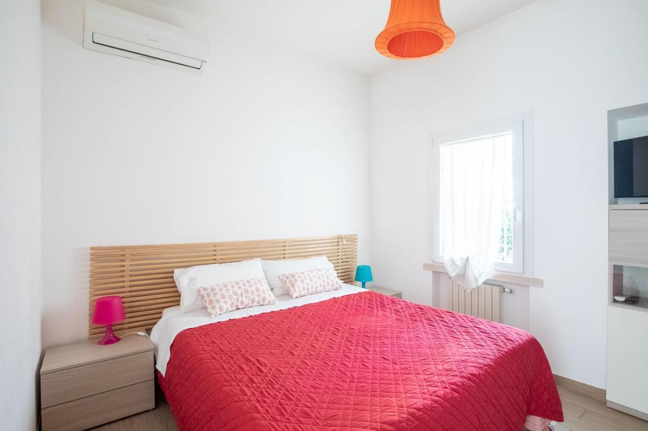 Bilocale Con Giardino A 200Mt Dal Mare - Homeunity 리미니 외부 사진