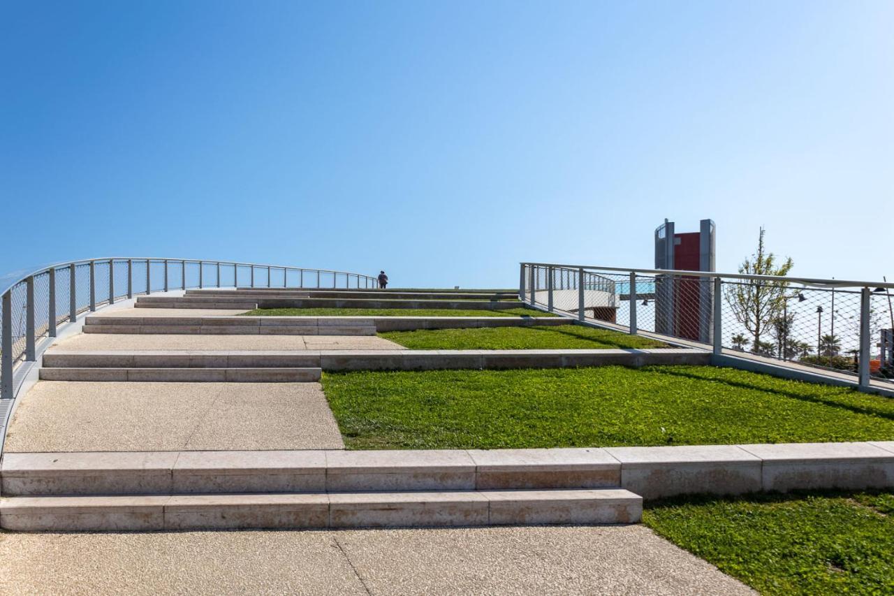 Bilocale Con Giardino A 200Mt Dal Mare - Homeunity 리미니 외부 사진