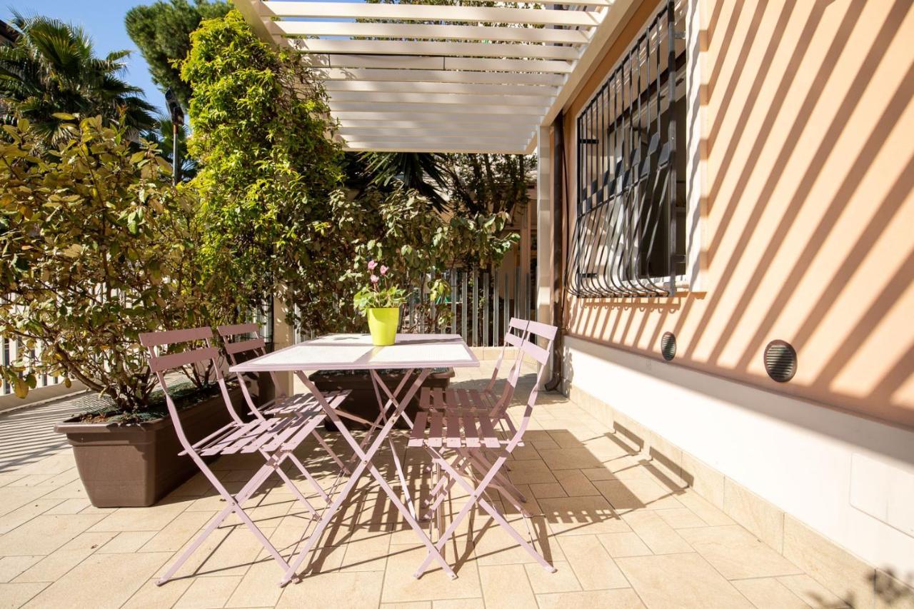 Bilocale Con Giardino A 200Mt Dal Mare - Homeunity 리미니 외부 사진